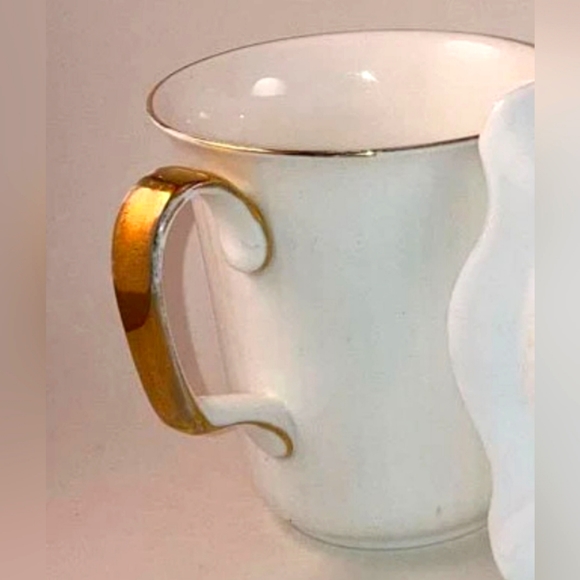 Royal Albert Val d'Or Coffee Mugs And Ashtray - Picture 3 of 3